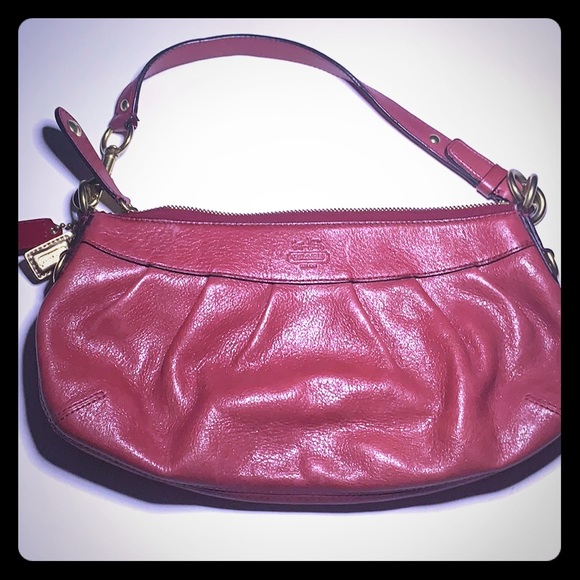 Coach - Madison HoBo in Cherry - Picture 1 of 4